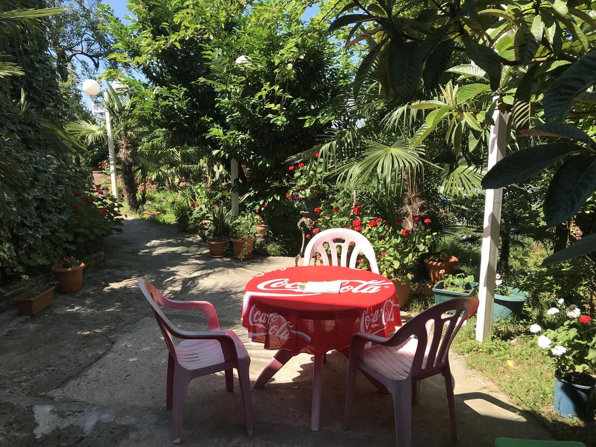 Feride Hotel Махинари Екстериор снимка
